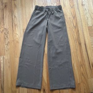 Lululemon Women’s Dress Pants